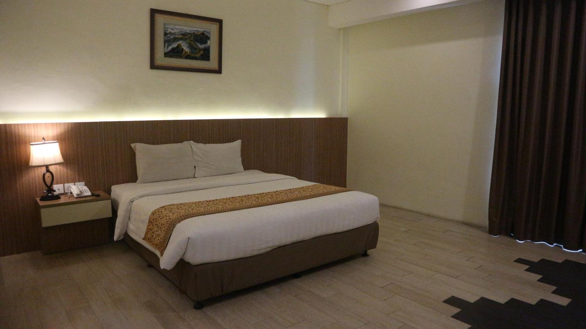 Hotel Golden Tulip Essential Belitung Tanjung Pandan Exterior foto